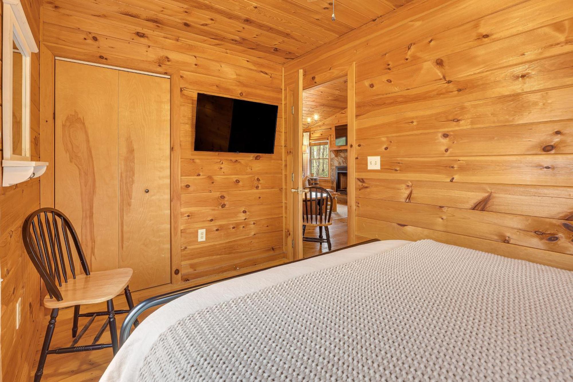 Cozy Cabin In Private Location With Hot Tub And Grill! Blue Ridge Exterior photo