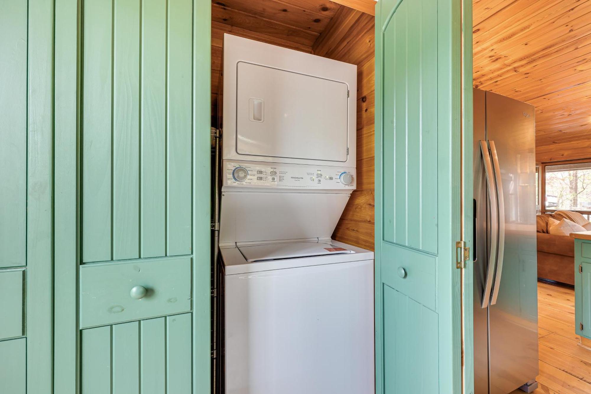 Cozy Cabin In Private Location With Hot Tub And Grill! Blue Ridge Exterior photo