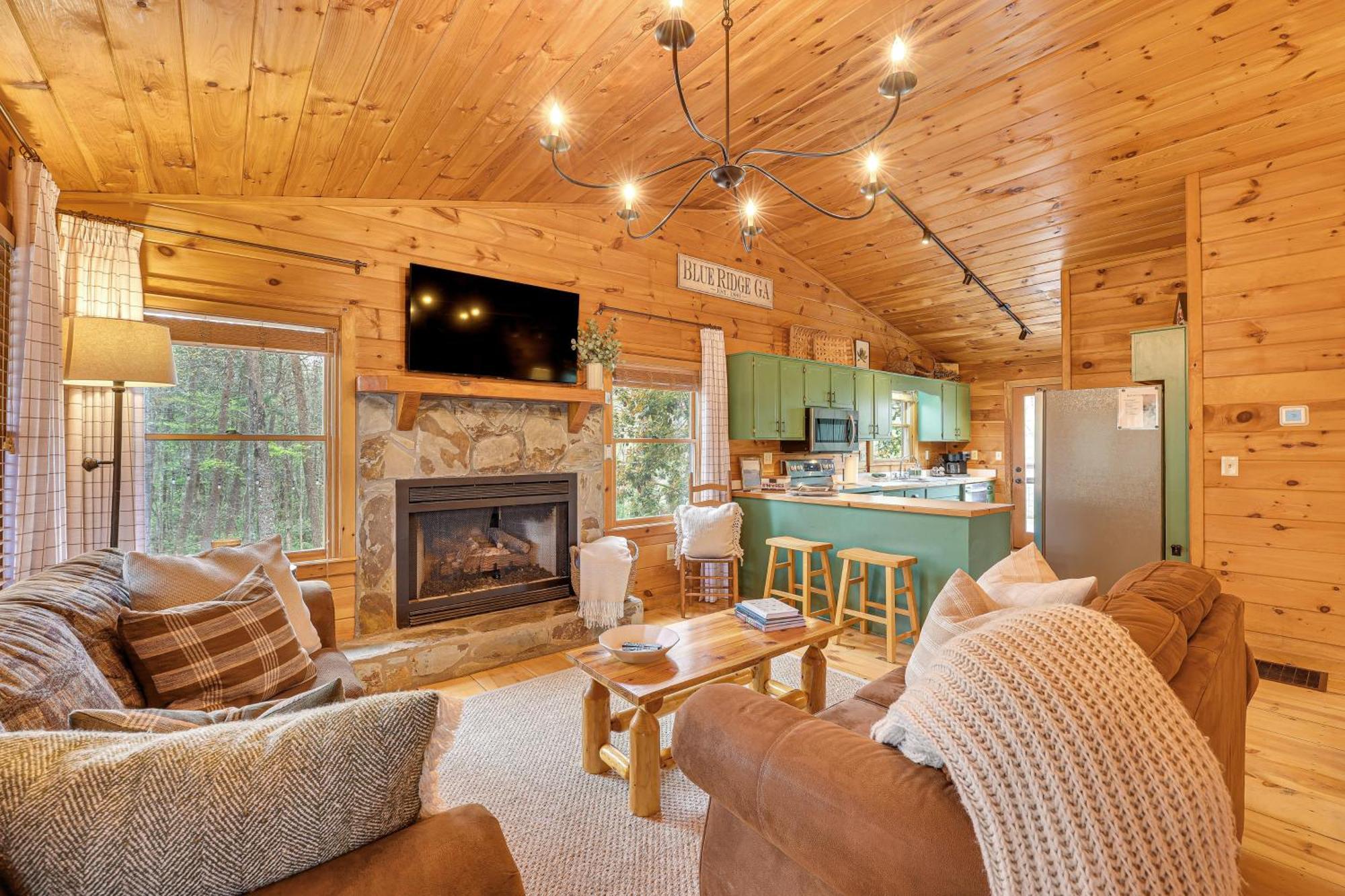 Cozy Cabin In Private Location With Hot Tub And Grill! Blue Ridge Exterior photo