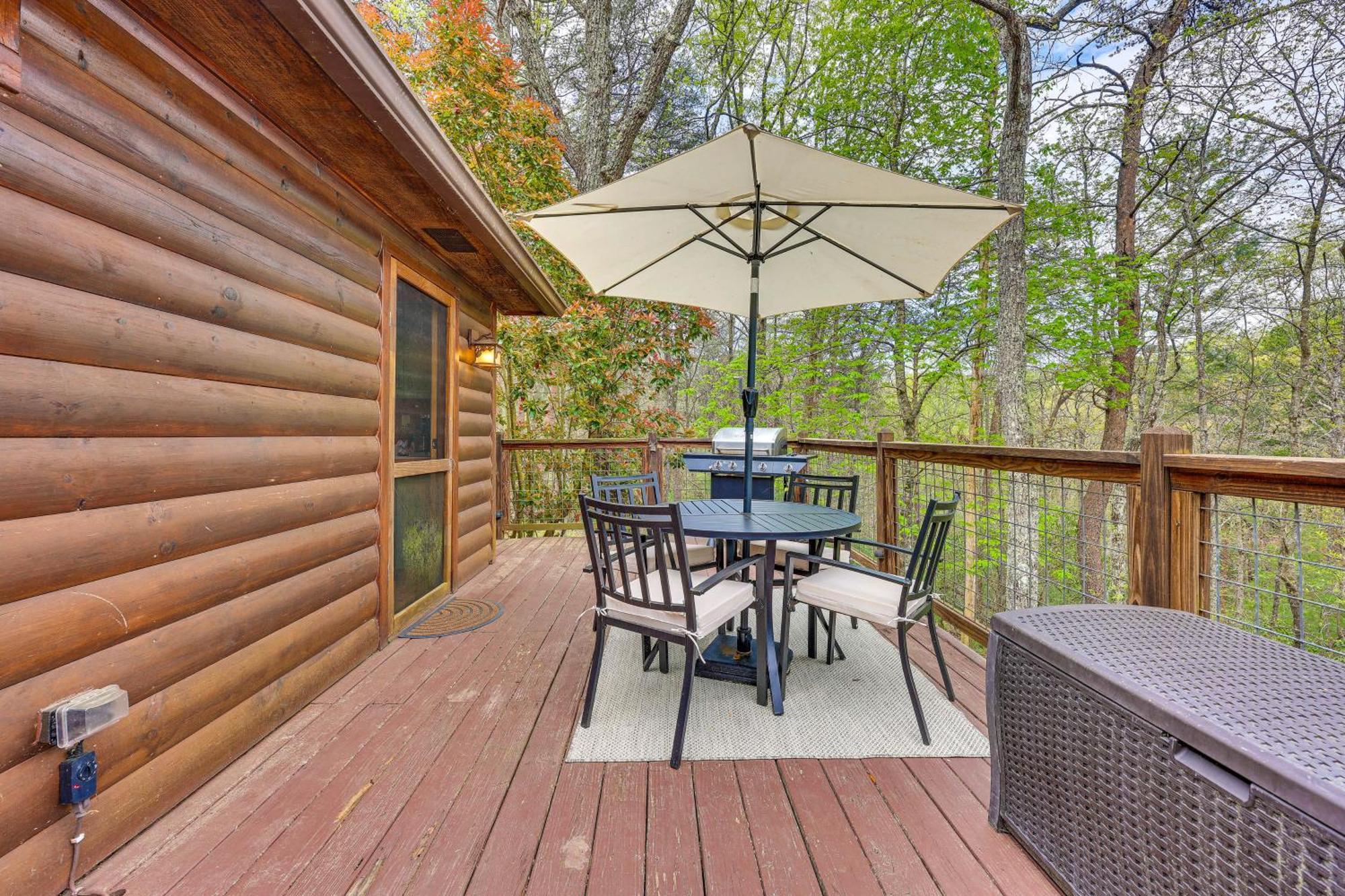 Cozy Cabin In Private Location With Hot Tub And Grill! Blue Ridge Exterior photo