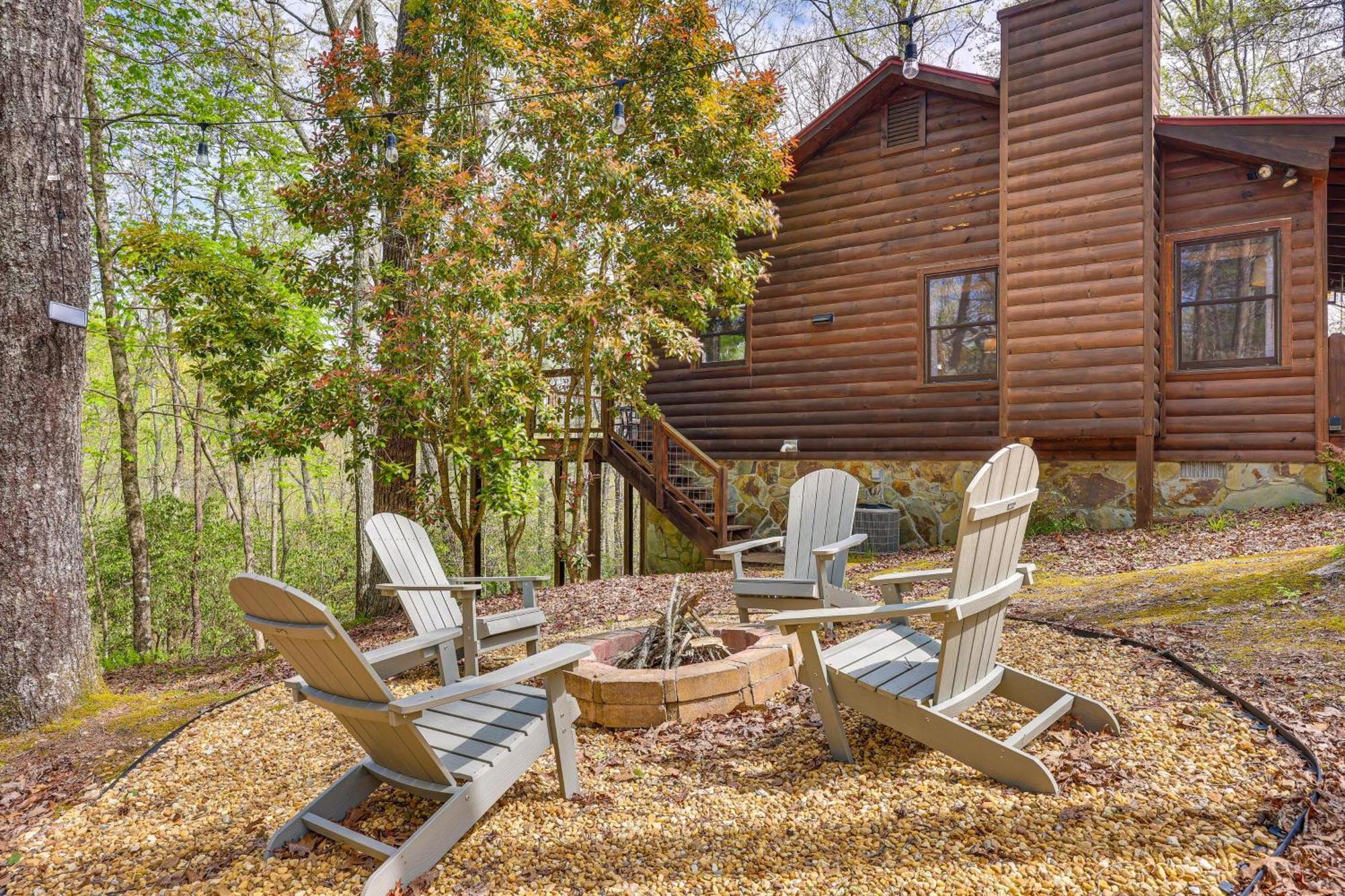 Cozy Cabin In Private Location With Hot Tub And Grill! Blue Ridge Exterior photo